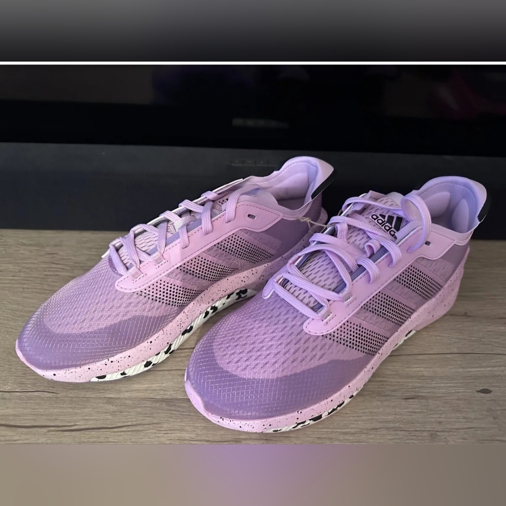 Adidas Women’s Avryn Shoes Size 9.5 New with tags - Picture 7 of 16